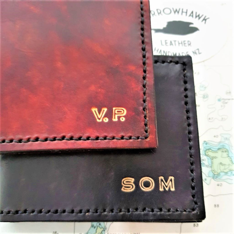 Black or brown mens handmade wallet with coin pocket Sparrowhawk Leather NZ 